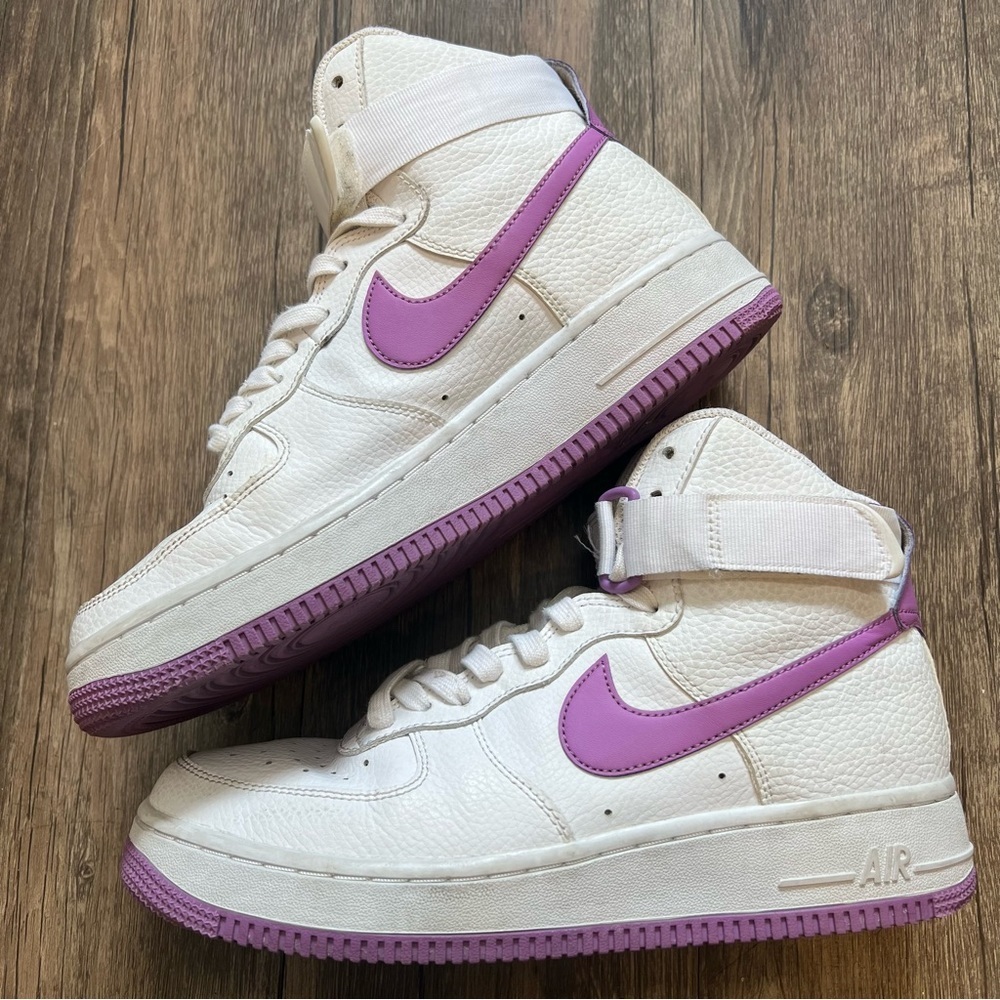 Nike Women's Air Force 1 High Sneakers White / Dark Orchid Size 9
